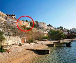 Family friendly seaside apartments Stanici (Omis) - 16606 Omis Croatia