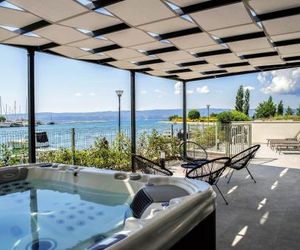 Luxury Apartment with Hot Tub Omis Croatia