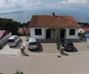 Apartments Šudić Njivice Croatia