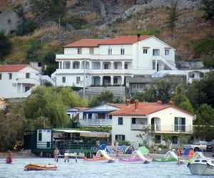 Apartments with a parking space Lopar (Rab) - 17103 Lopar Croatia