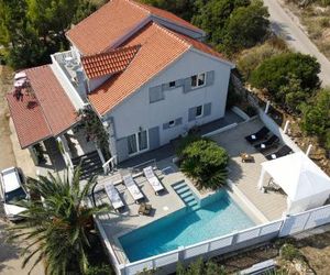 Seaside house with a swimming pool Pasadur (Lastovo) - 15847 Lagosta Croatia