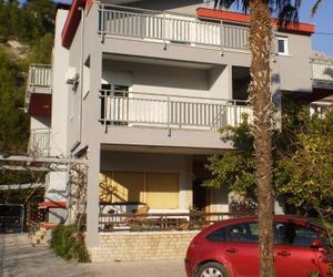 Apartments by the sea Duce (Omis) - 16877 Duce Croatia