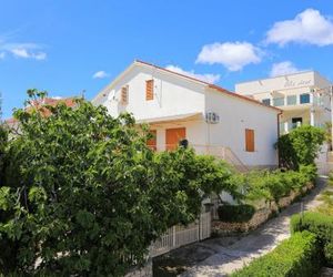 Apartments by the sea Seget Vranjica (Trogir) - 17125 Seget Donji Croatia