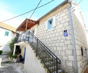 Apartments with WiFi Okrug Donji (Ciovo) - 16737 Okrug Donji Croatia