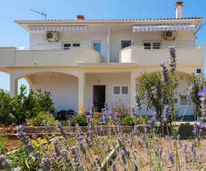 Apartments by the sea Petrcane (Zadar) - 17342 Donje Petrcane Croatia