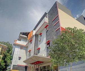 RedDoorz Plus near Pasar Butung Makassar Makassar Indonesia