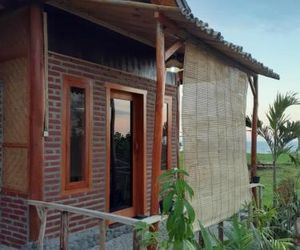 Ayolah Surf homestay & Camp Jembrana Indonesia