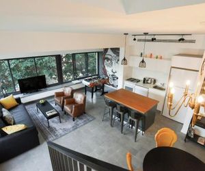 Ella SR by TLV2rent Tel Aviv Israel