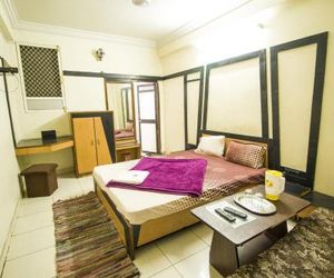 Hotel Gujarat Palace Ujjain India