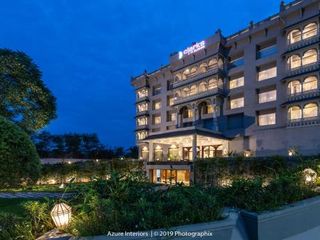 Фото отеля Clarks Inn Suites Raipur