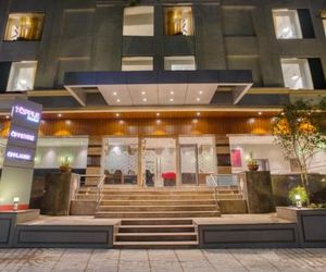 7 Apple Hotel - Viman Nagar Pune Pune India