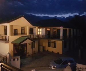 EKAANT HOMES (DHOULADHAR SUITE) Palampur India