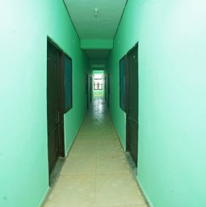 NearBy Hotel