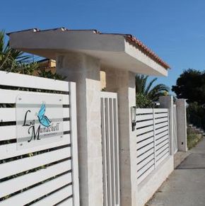 NearBy Hotel