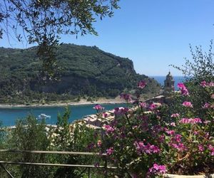 Maison Violet Portovenere Italy