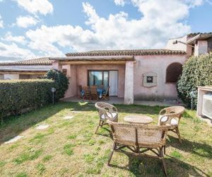 Villetta con giardino 400 mt dalla spiaggia Palau Italy