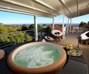 Villa Giovanna con terrazza panoramica, Jacuzzi e sauna Loano Italy