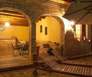 Four-Bedroom Holiday Home in Chiaramonte Gulfi Chiaramonte Gulfi Italy