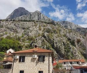Viktor rooms Dobrota Montenegro