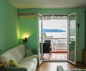 Green Apartment in City Center Herceg Novi Montenegro