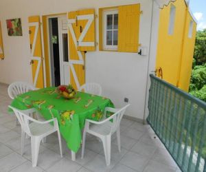 Frédovacances logements le COQUELICOT et le Cocotier Riviere-Pilote Martinique
