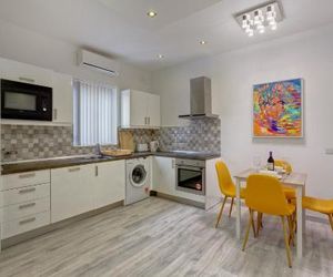 Cozy Apartment in an Amazing Location Sliema Republic of Malta