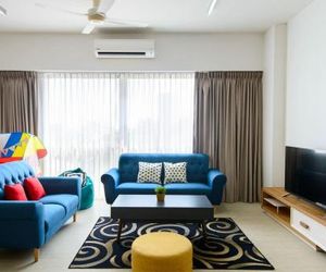 By The Sea Beach Front Apartment Batu Ferringhi Malaysia