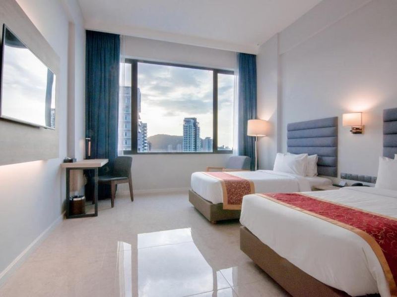 Hotel Photo 12
