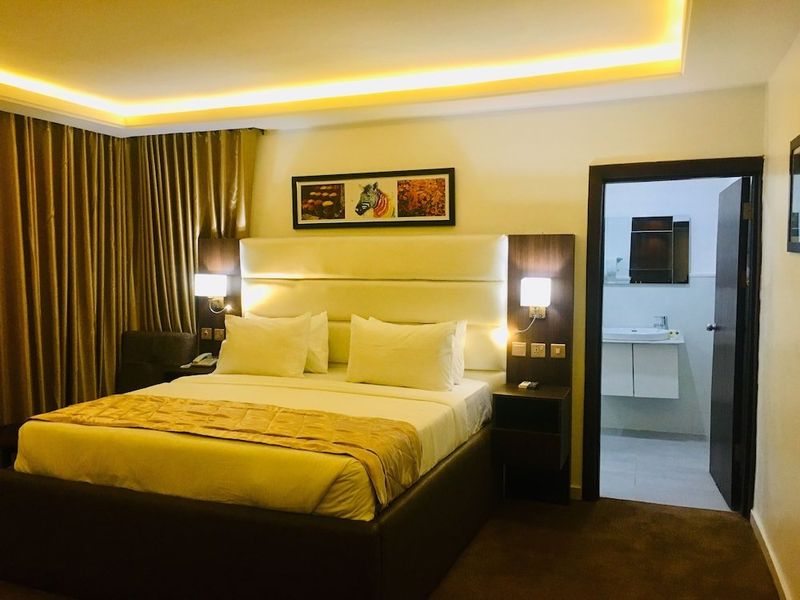 Hotel Photo 6