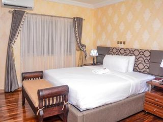 Фото отеля Mahogany Hotel and Suites, Jericho