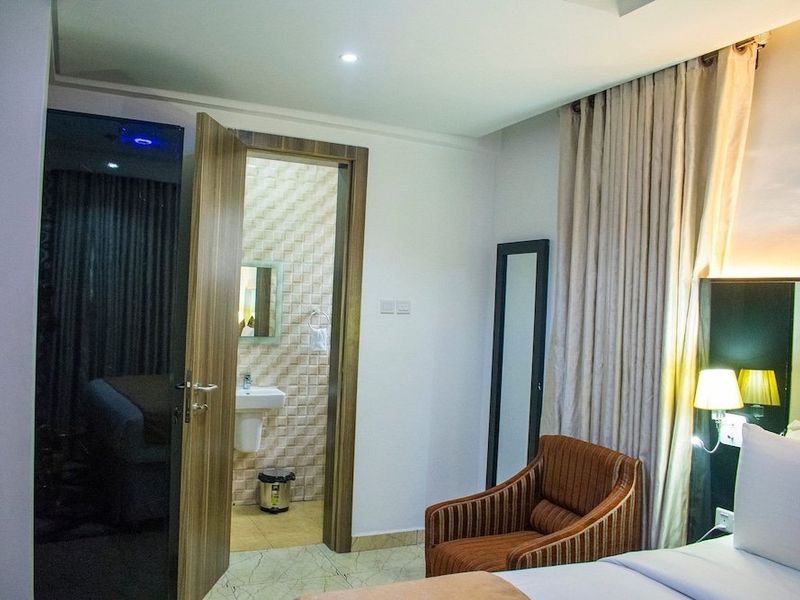 Hotel Photo 9