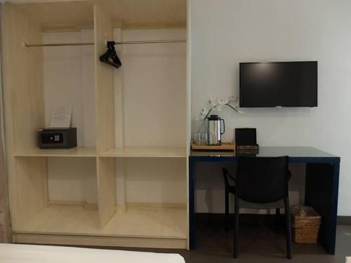 Hotel Photo 8