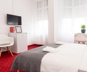 Lara Hotel Rooms Oradea Romania