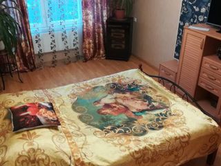 Евродвушка у метро