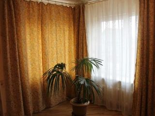 2 ком. квартира в п.Петро-Славянка в частном доме
