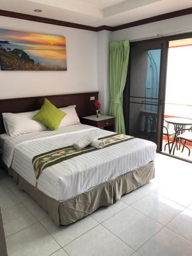 Hotel Photo 11