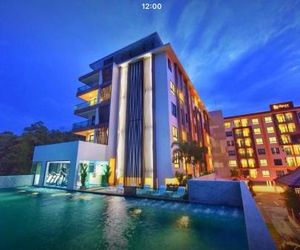 Wow 2 Br Apt Seaview, Pool, Gym, walk to beautiful Nai Yang Beach Nai Yang Thailand