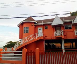 Max Retreats Carnbee Village Trinidad And Tobago