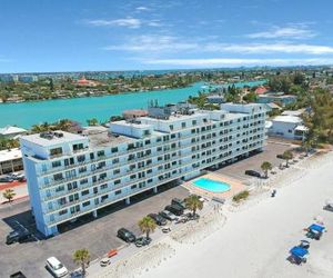 2 Bed 2 Bath Apartment in Tampa Bay Treasure Island United States