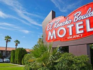 Фото отеля El Rancho Boulder Motel
