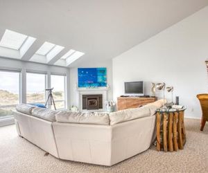 3 Bed 3 Bath Vacation home in Bayshore Beach Club Waldport United States
