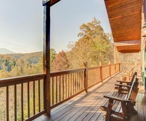 Bear Hunter, 4 Bedrooms, Sleeps 14, Theater, Jacuzzi, Arcade, Pool Table Zion Grove United States