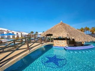 Фото отеля Costa Caribe Beach Hotel & Resort