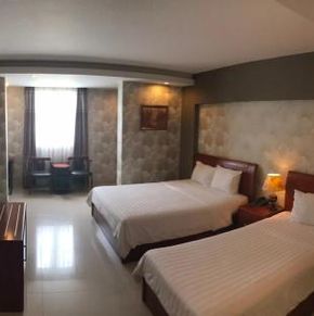NearBy Hotel