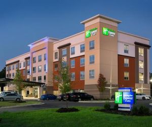 Holiday Inn Express & Suites - Fayetteville South Fayetteville United States