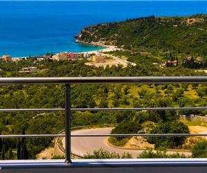 Aphrodite Garden Rooms & Apartment Himare Albania