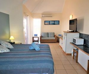 Osprey Holiday Village Unit 201-1 Bedroom - Wonderful 1 Bedroom Studio Apartment with a Pool in the Complex Exmouth Australia