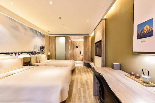 Hotel Photo 12