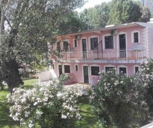 Hotel Luli Qerret Albania