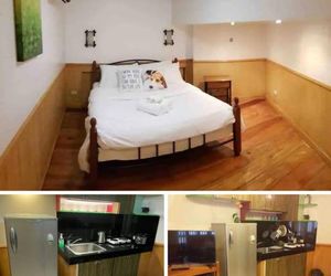 Spacious Penthouse (WiFi 25mbps & Netflix) Manila Philippines